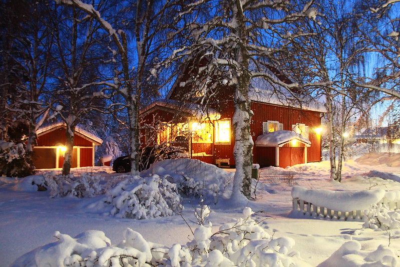 blue hour house.jpg